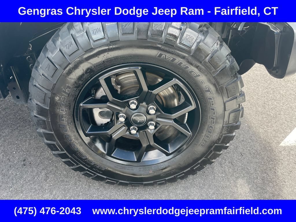 Certified 2025 Jeep Gladiator Sport AWD/4WD image 9