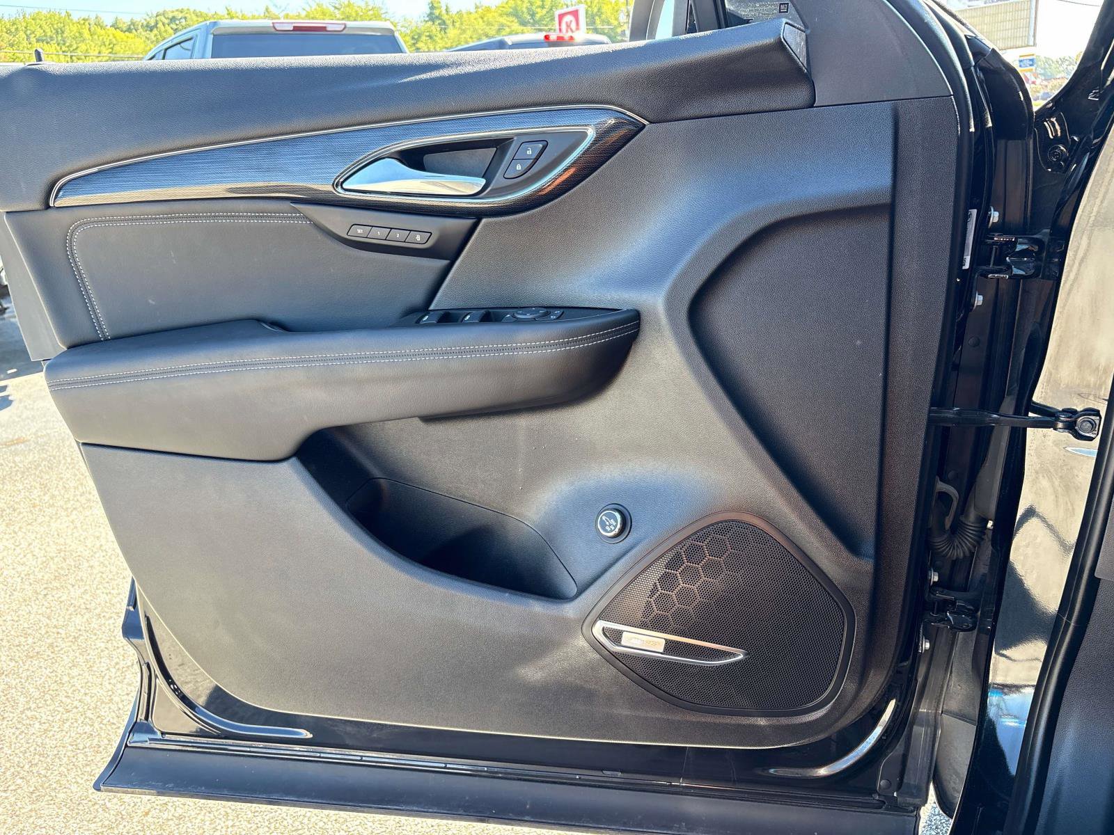 Used 2022 Buick Envision Essence w/ Technology Package II image 16