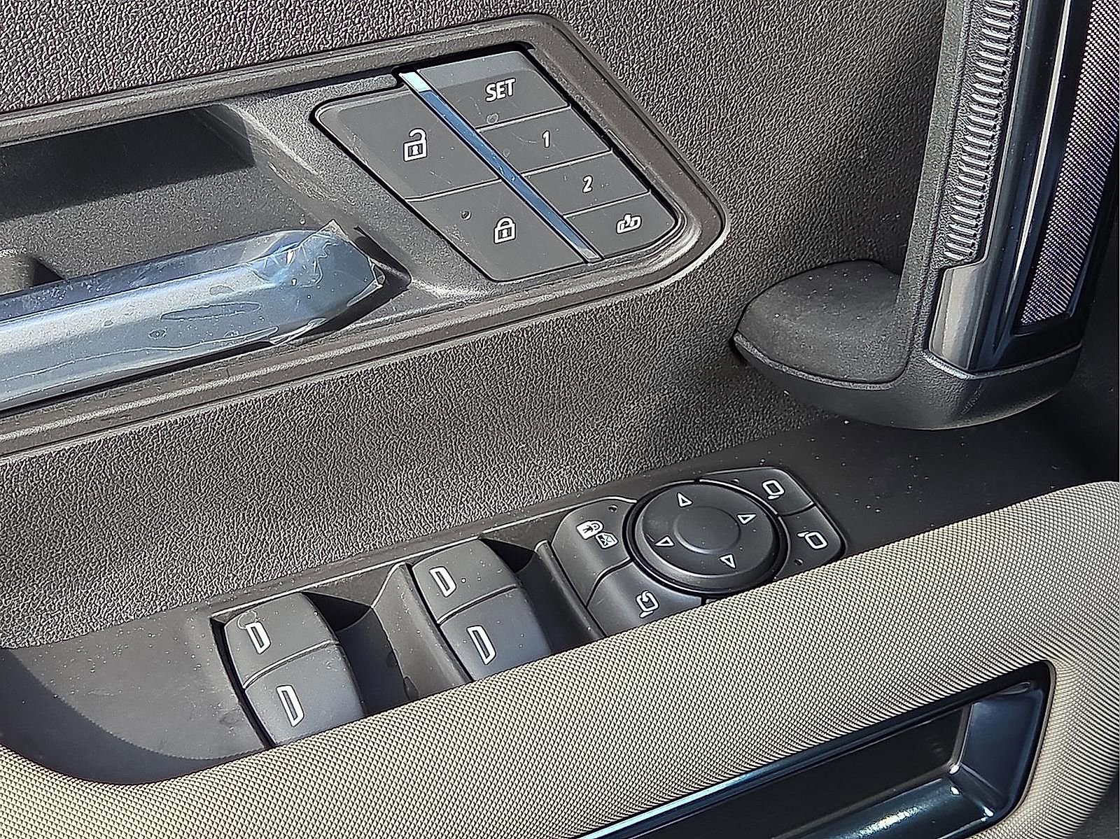 New 2026 GMC Hummer EV SUV AWD/4WD image 14