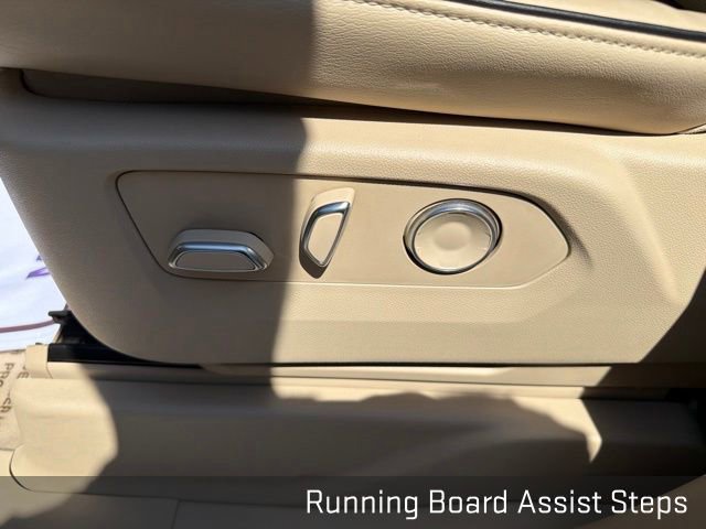 Used 2023 Cadillac Escalade ESV Premium Luxury AWD/4WD image 33