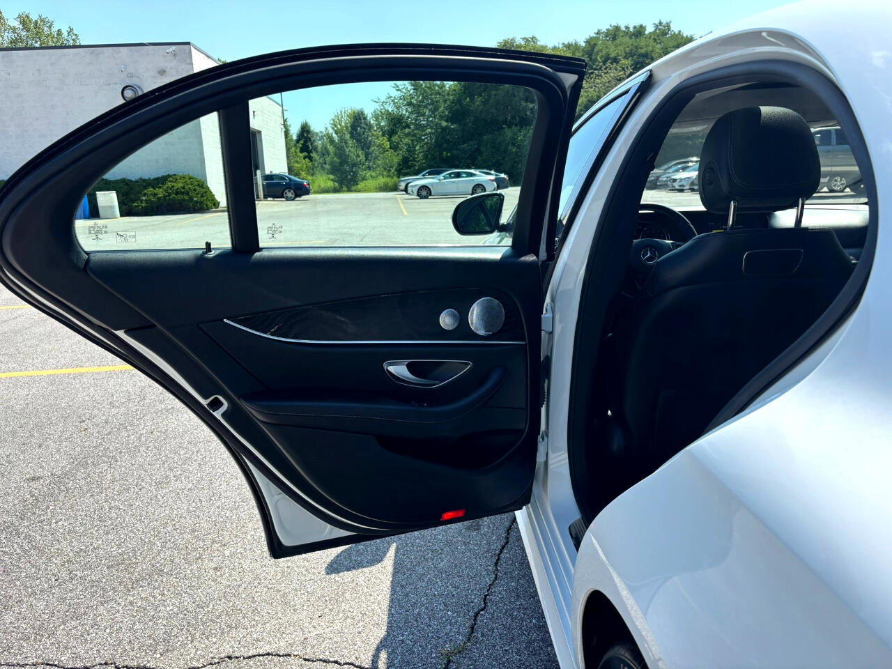 Used 2018 Mercedes-Benz E 300 w/ Premium 1 Package image 21