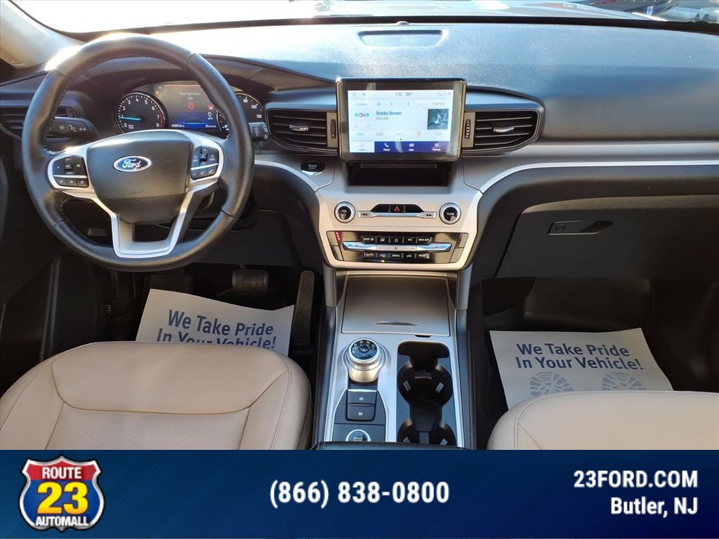 Certified 2022 Ford Explorer XLT image 12