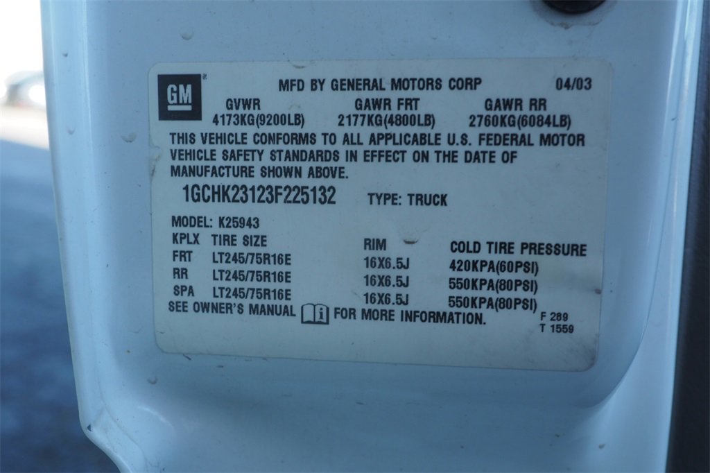 Used 2003 Chevrolet Silverado 2500 LT w/ Skid Plate Package image 30