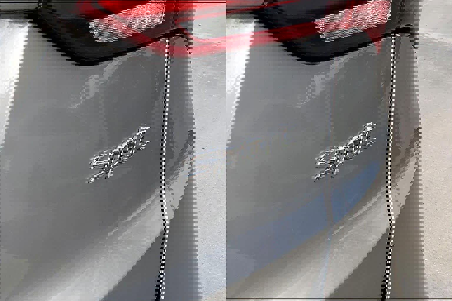 Used 2018 Hyundai Santa Fe Sport w/ 2.4L Value Package 02 image 9