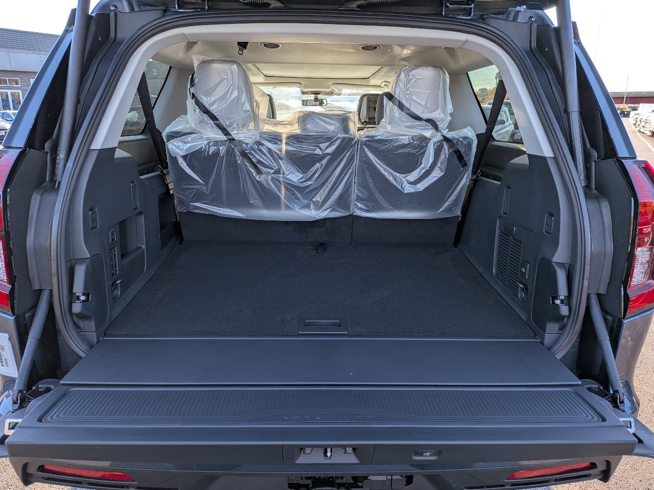 New 2027 Ford Expedition Max Active AWD/4WD image 11