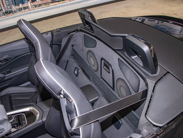 New 2026 BMW Z4 M40i w/ Shadowloine Package image 24