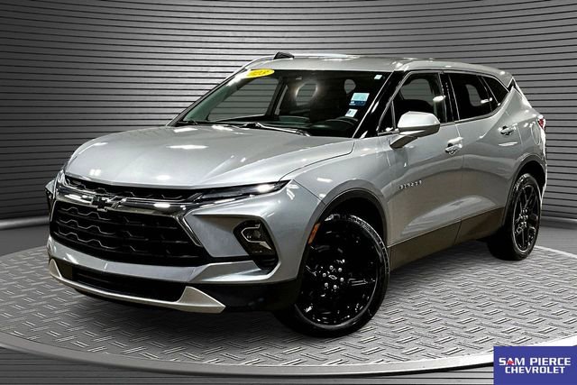 Used 2023 Chevrolet Blazer LT FWD image 1