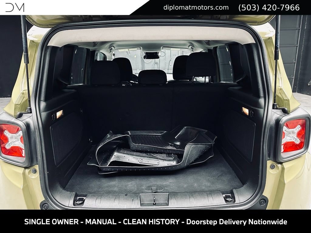 Used 2015 Jeep Renegade Latitude w/ Cold Weather Group II AWD/4WD image 45