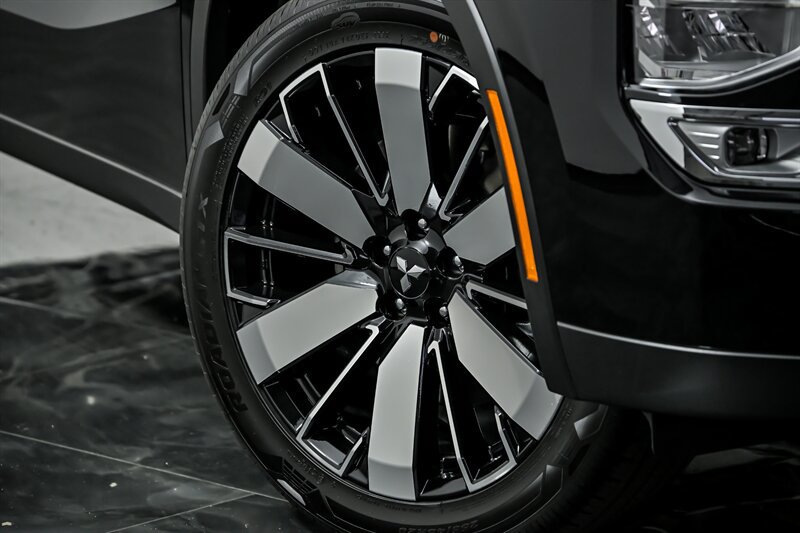 New 2026 Mitsubishi Outlander SE AWD/4WD image 3