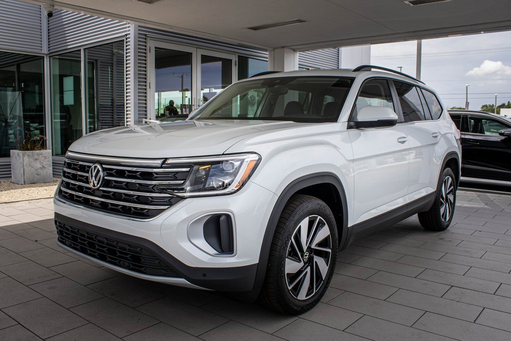 New 2026 Volkswagen Atlas SE image 10