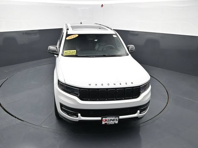 Used 2024 Jeep Wagoneer Series II AWD/4WD image 35