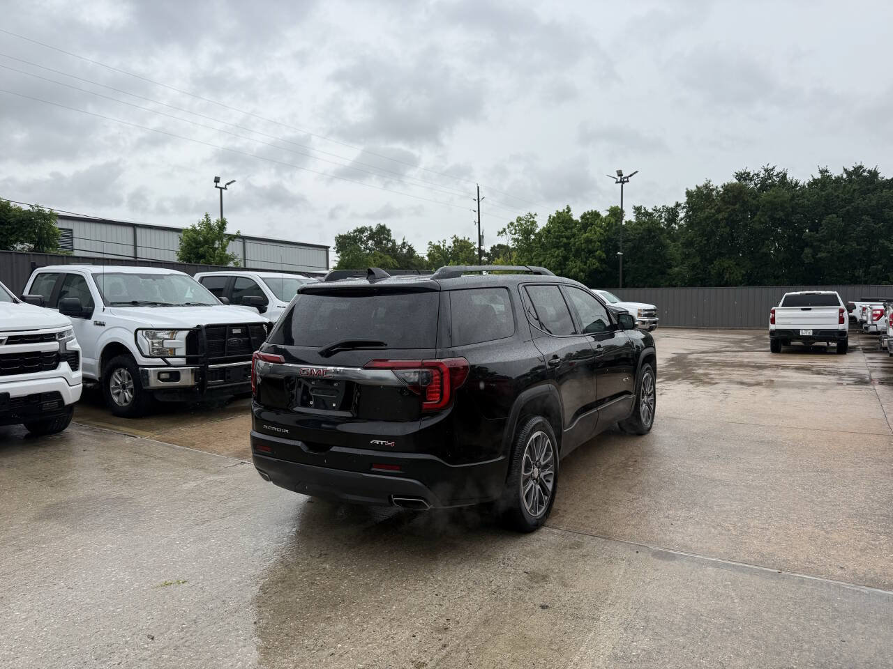 Used 2020 GMC Acadia AT4 w/ GMC Pro Grade Package AWD/4WD image 5