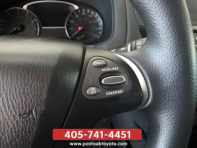 Used 2019 Nissan Pathfinder S FWD image 14