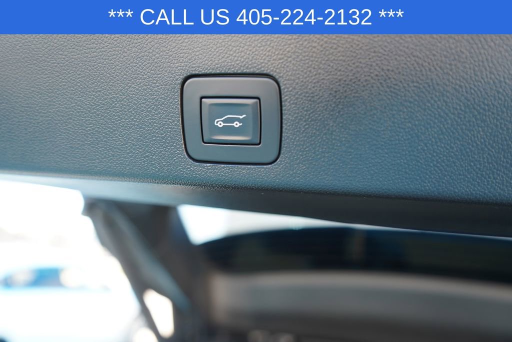 Used 2023 Buick Encore GX Select w/ Sport Touring Package FWD image 30