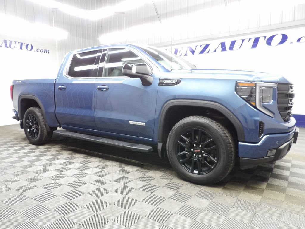 Used 2026 GMC Sierra 1500 Elevation w/ Elevation Premium Package AWD/4WD image 3