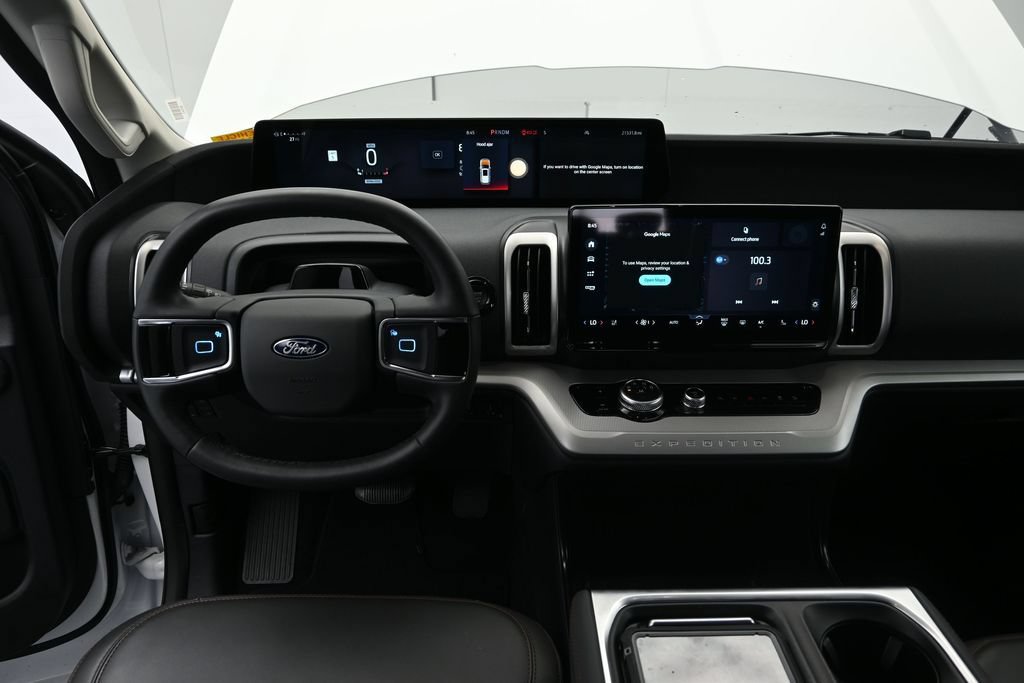 Used 2025 Ford Expedition Active AWD/4WD image 21