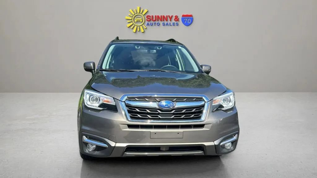 Used 2018 Subaru Forester 2.5i Touring AWD/4WD image 3