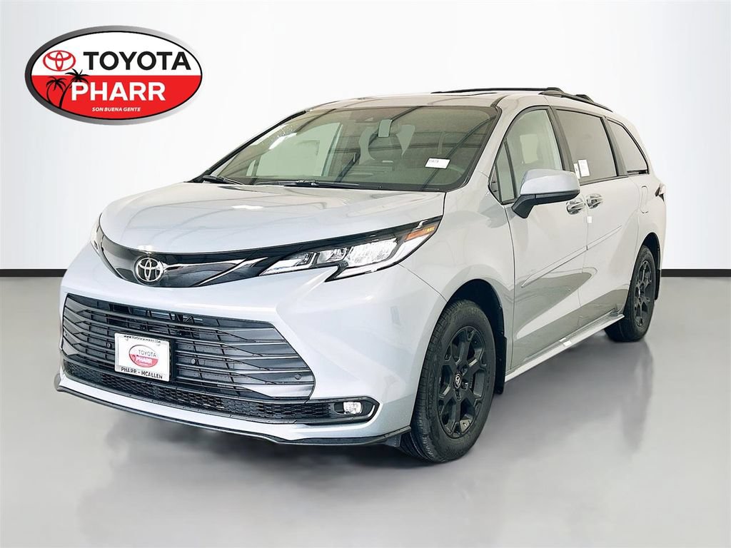 New 2026 Toyota Sienna XLE Woodland Edition