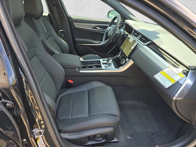 New 2024 Jaguar XF R-Dynamic SE AWD/4WD image 10