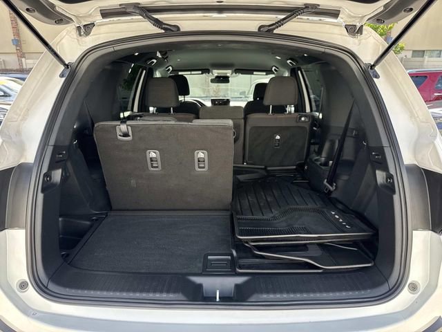 Certified 2025 Honda Pilot Sport image 8