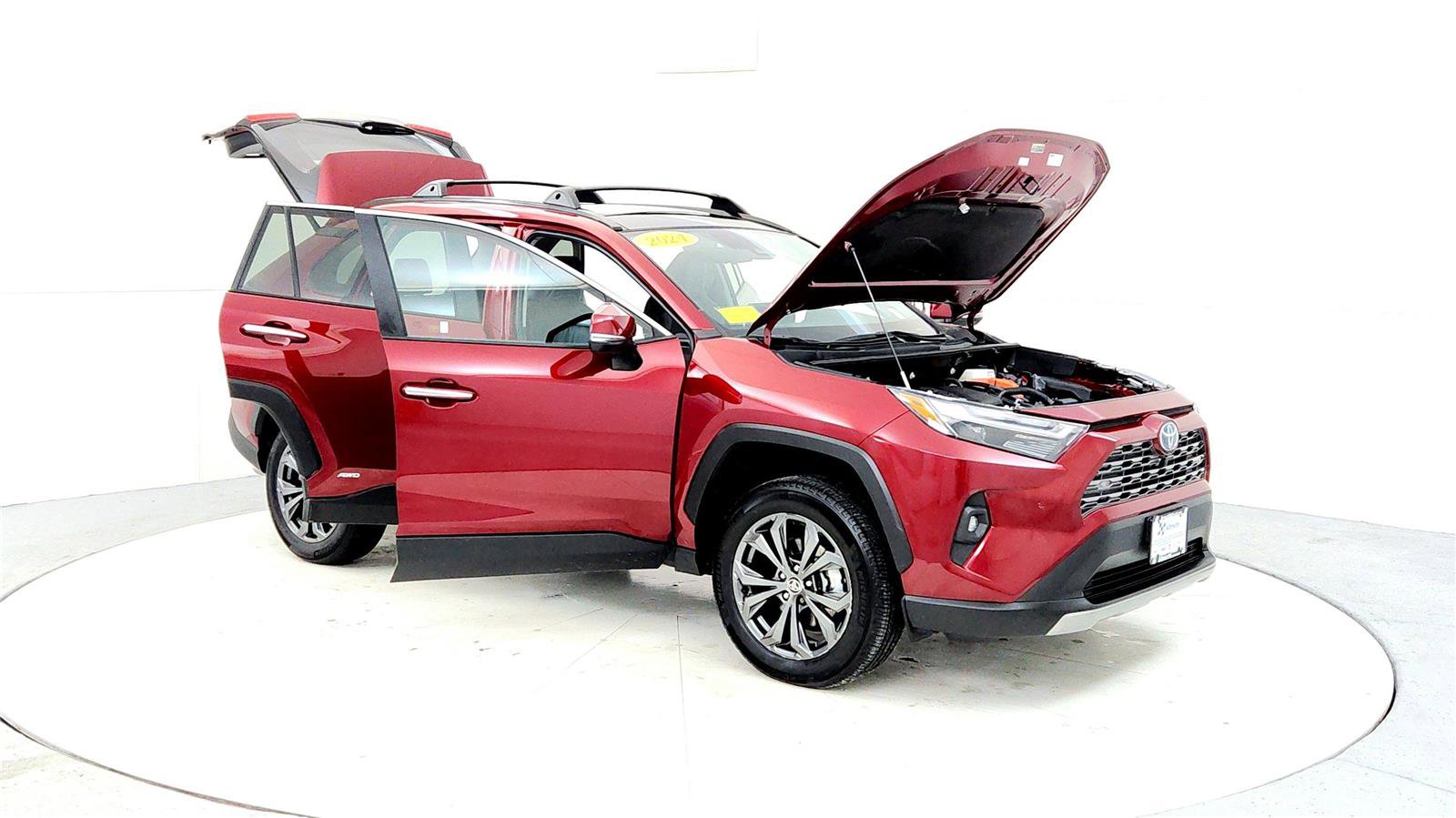 Used 2024 Toyota RAV4 Limited image 12