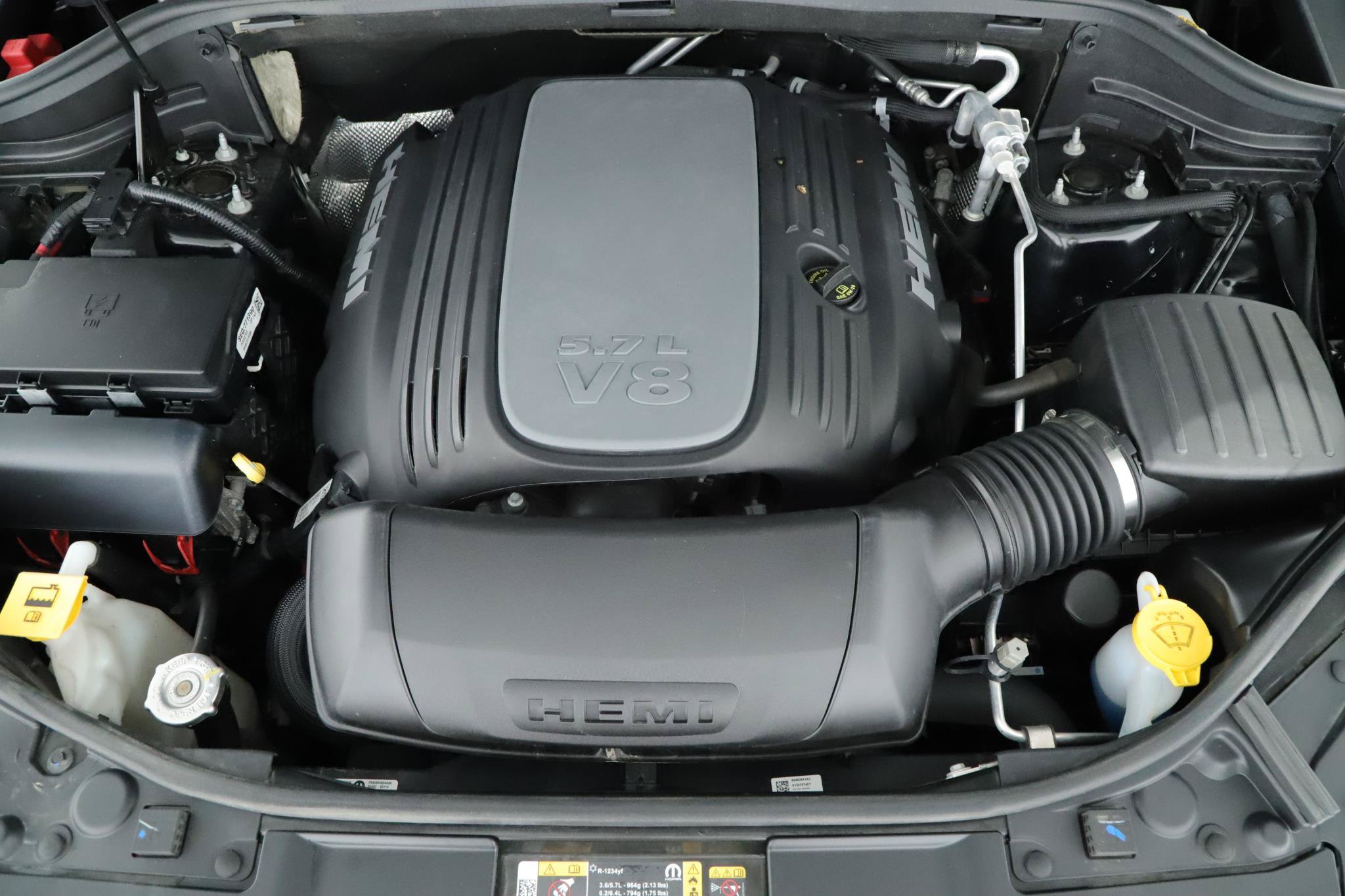 Used 2023 Dodge Durango R/T w/ Tow 'N Go Package AWD/4WD image 18