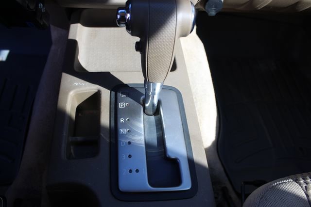 Used 2005 Nissan Frontier SE image 15
