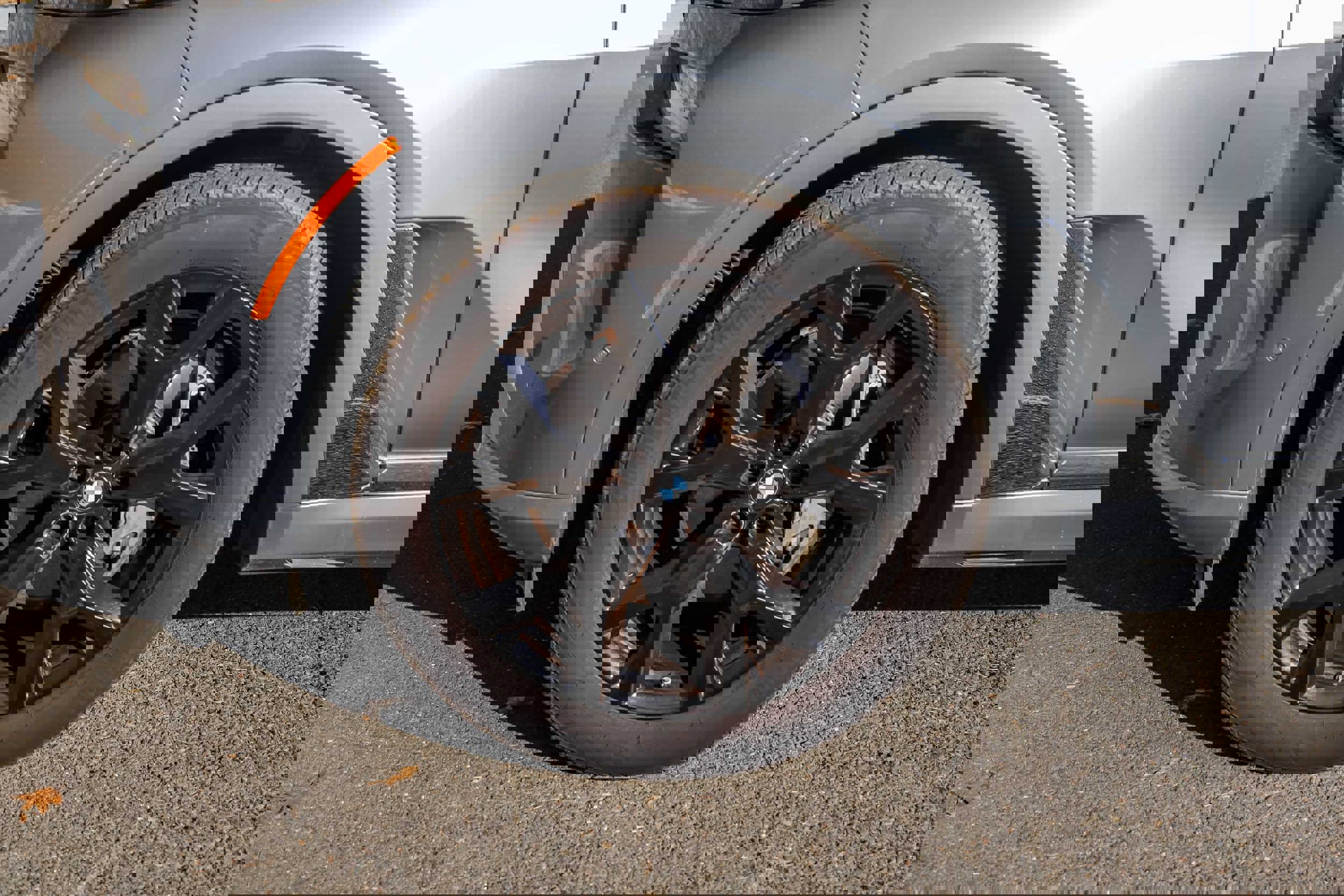 Used 2024 BMW X7 xDrive40i w/ Premium Package image 11