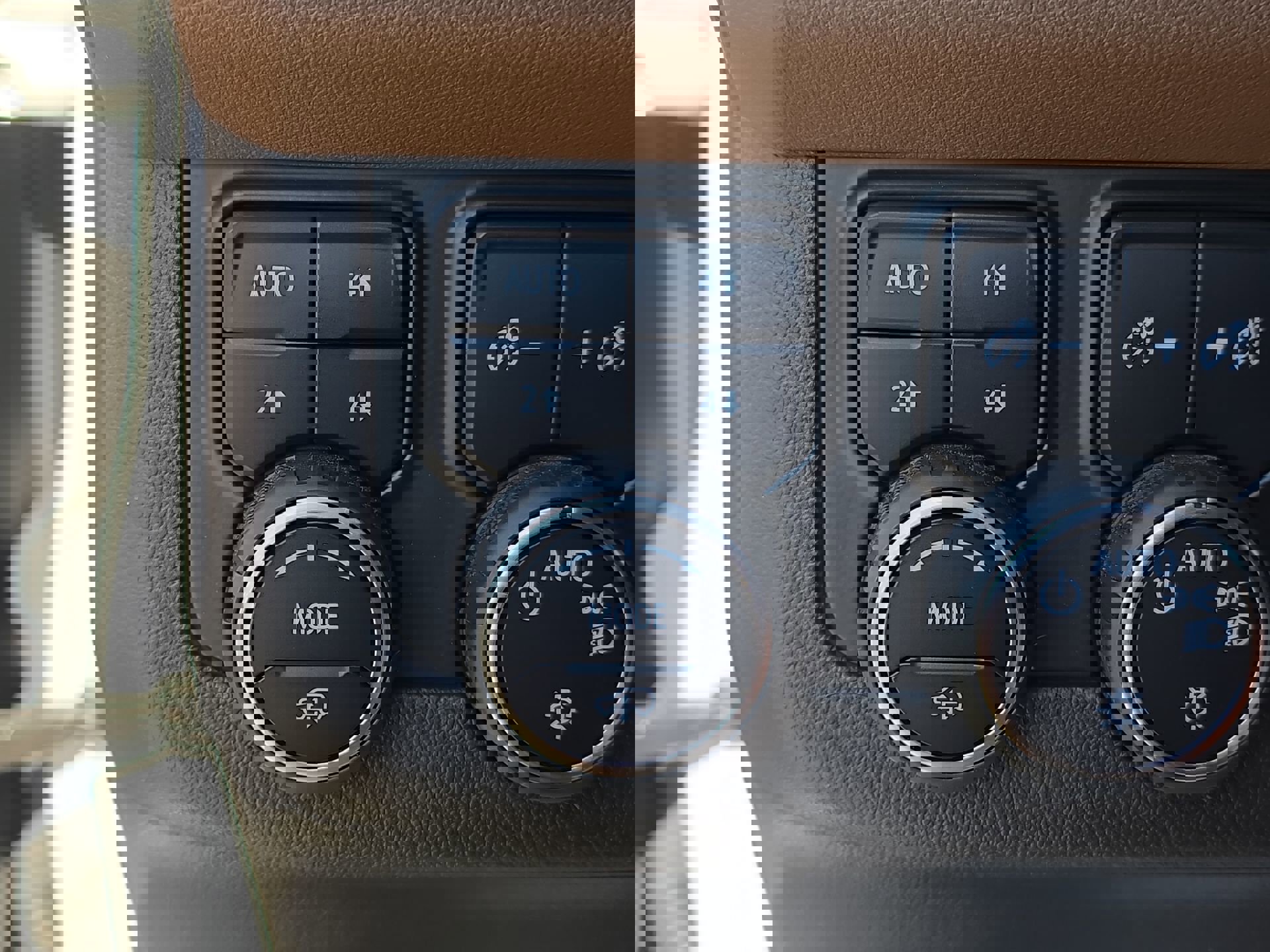 Certified 2022 Chevrolet Tahoe High Country image 27