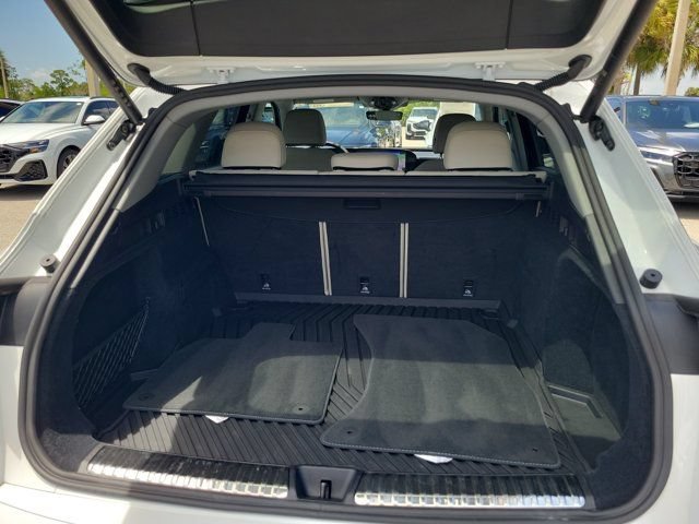 Certified 2025 Audi Q5 Premium w/ Convenience Package AWD/4WD image 8