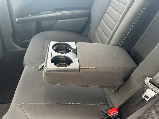 Used 2020 Ford Fusion SE FWD image 33