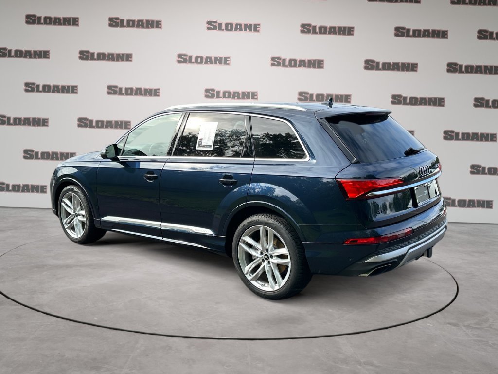 Certified 2025 Audi Q7 3.0T Premium Plus AWD/4WD image 3