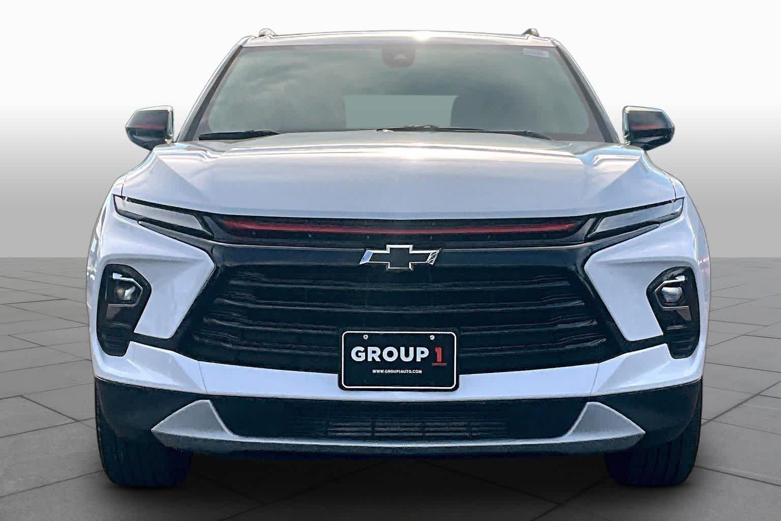 Used 2024 Chevrolet Blazer LT w/ Redline Edition AWD/4WD image 4