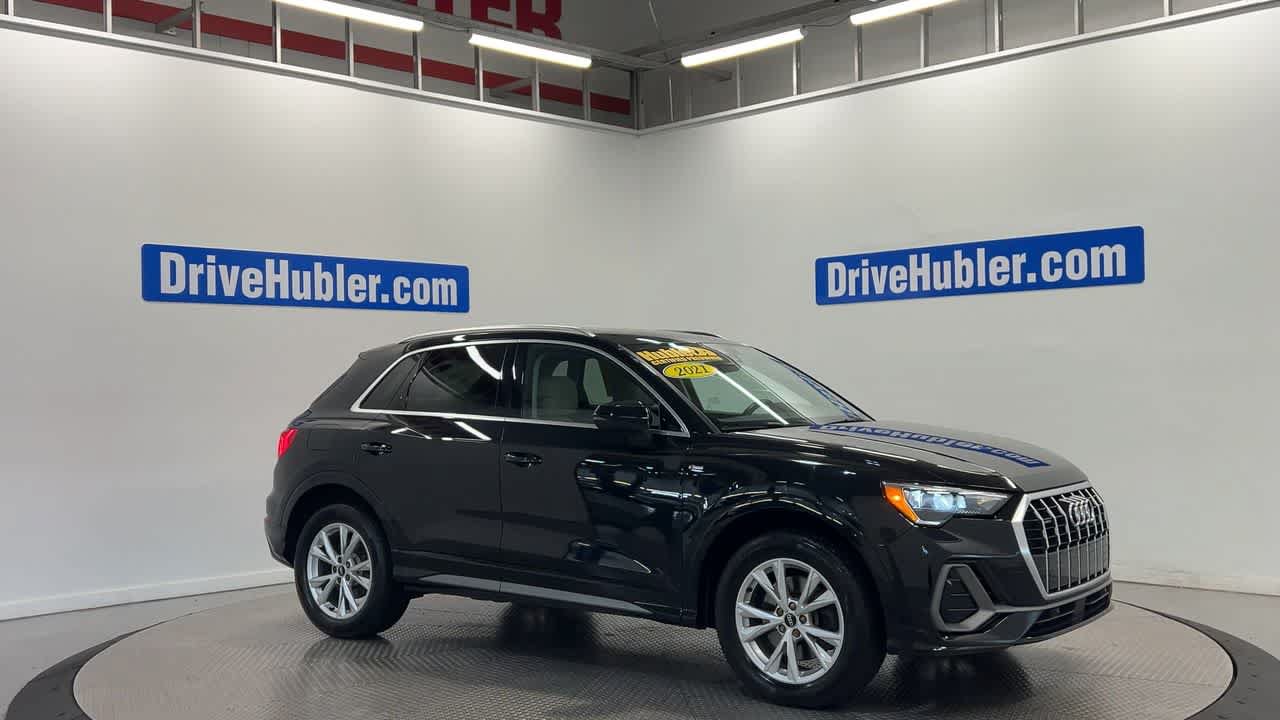 Used 2021 Audi Q3 2.0T Premium w/ Convenience Package AWD/4WD image 4