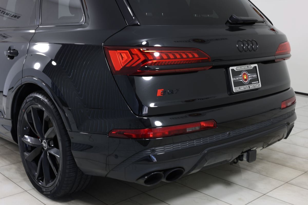 Used 2023 Audi SQ7 Prestige AWD/4WD image 48