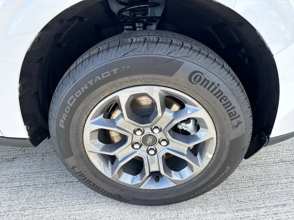 New 2026 Ford Maverick XLT FWD image 10