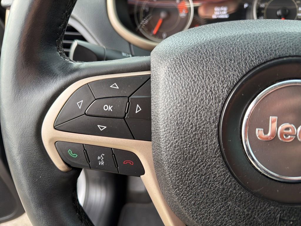 Used 2016 Jeep Cherokee Limited AWD/4WD image 48