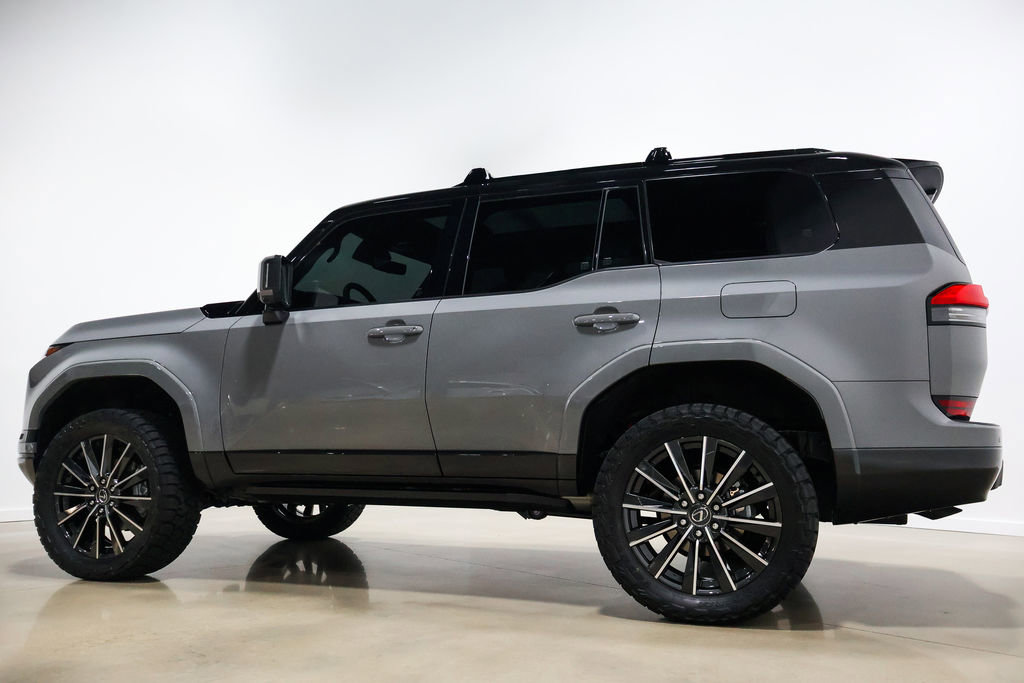 Used 2026 Lexus GX 550 w/ Accessory Package (2T) AWD/4WD image 15