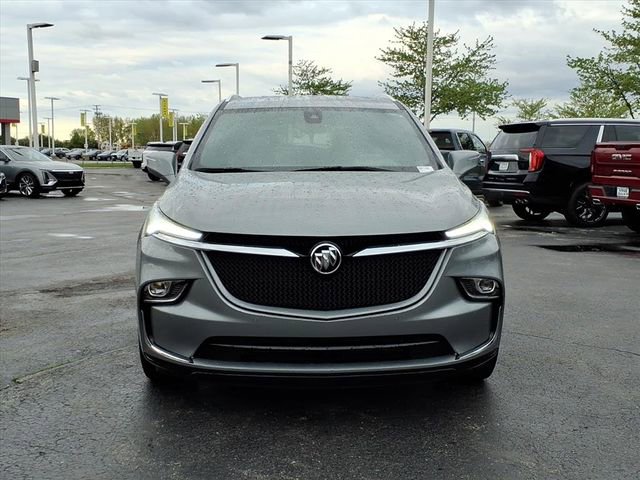Used 2024 Buick Enclave Essence w/ Sport Touring Edition FWD image 12
