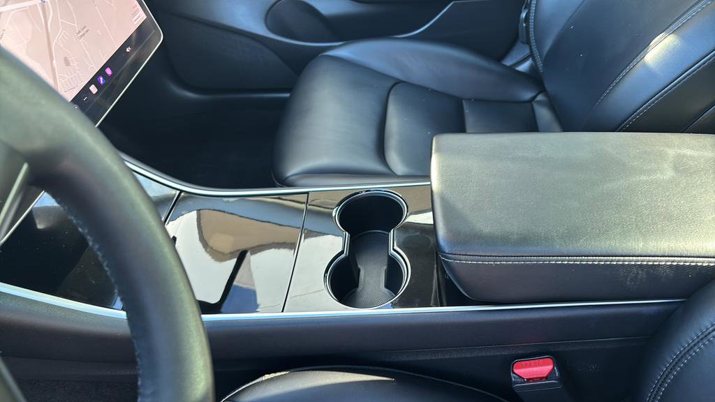 Used 2020 Tesla Model 3 Standard Range Plus image 22