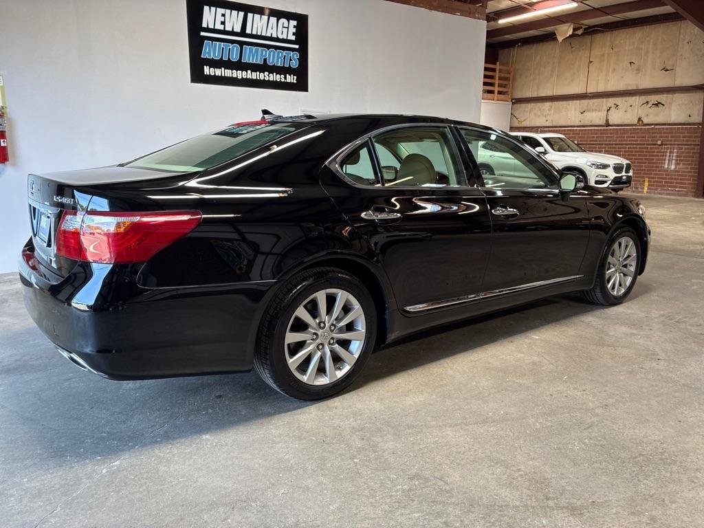Used 2012 Lexus LS 460 w/ Comfort Pkg RWD image 4