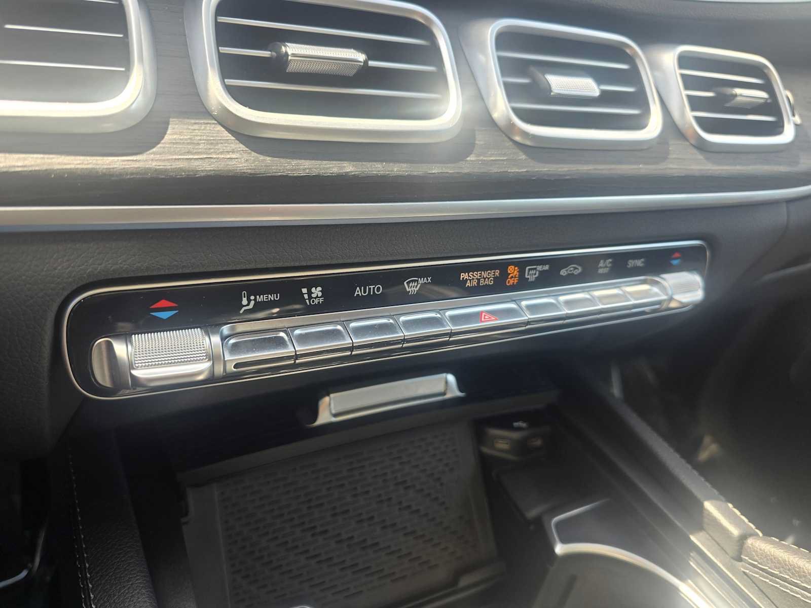 Certified 2024 Mercedes-Benz GLE 450 4MATIC image 31