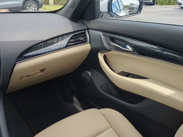 Used 2025 Cadillac CT5 Premium Luxury RWD image 17