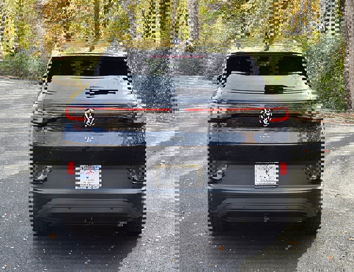 Used 2023 Volkswagen ID.4 Pro image 5