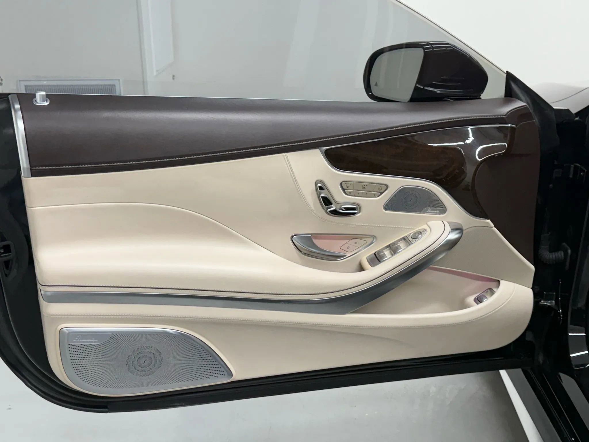 Used 2015 Mercedes-Benz S 63 AMG 4MATIC Coupe image 14