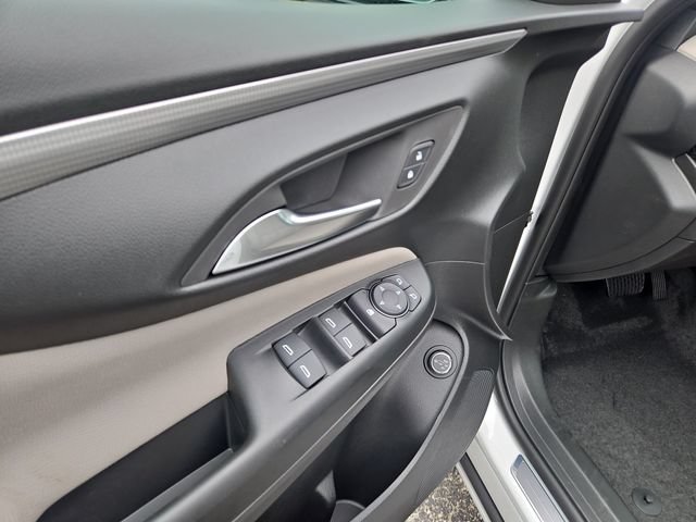New 2026 Buick Envista Sport Touring FWD image 17