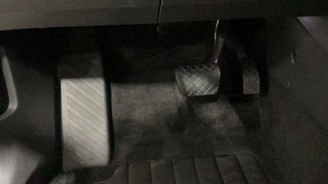 Certified 2024 Volkswagen Tiguan SE AWD/4WD image 29