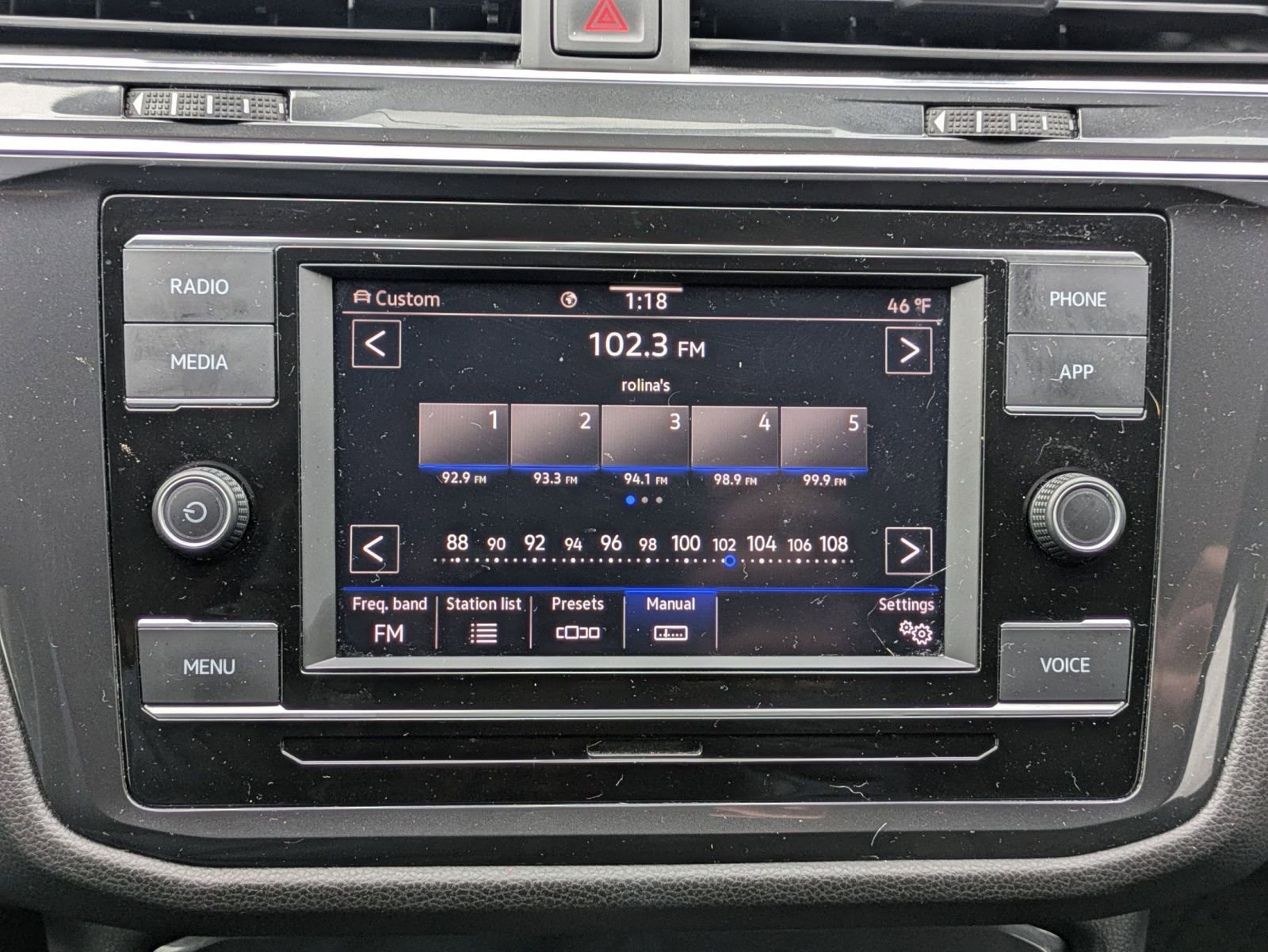 Used 2020 Volkswagen Tiguan S image 12