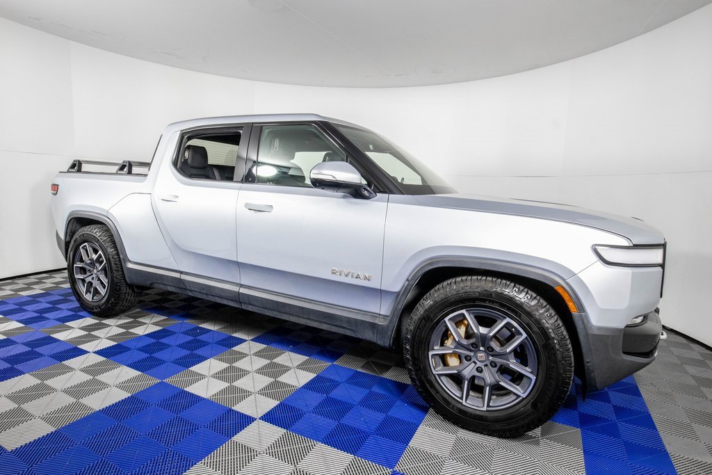 Used 2023 Rivian R1T Adventure image 3