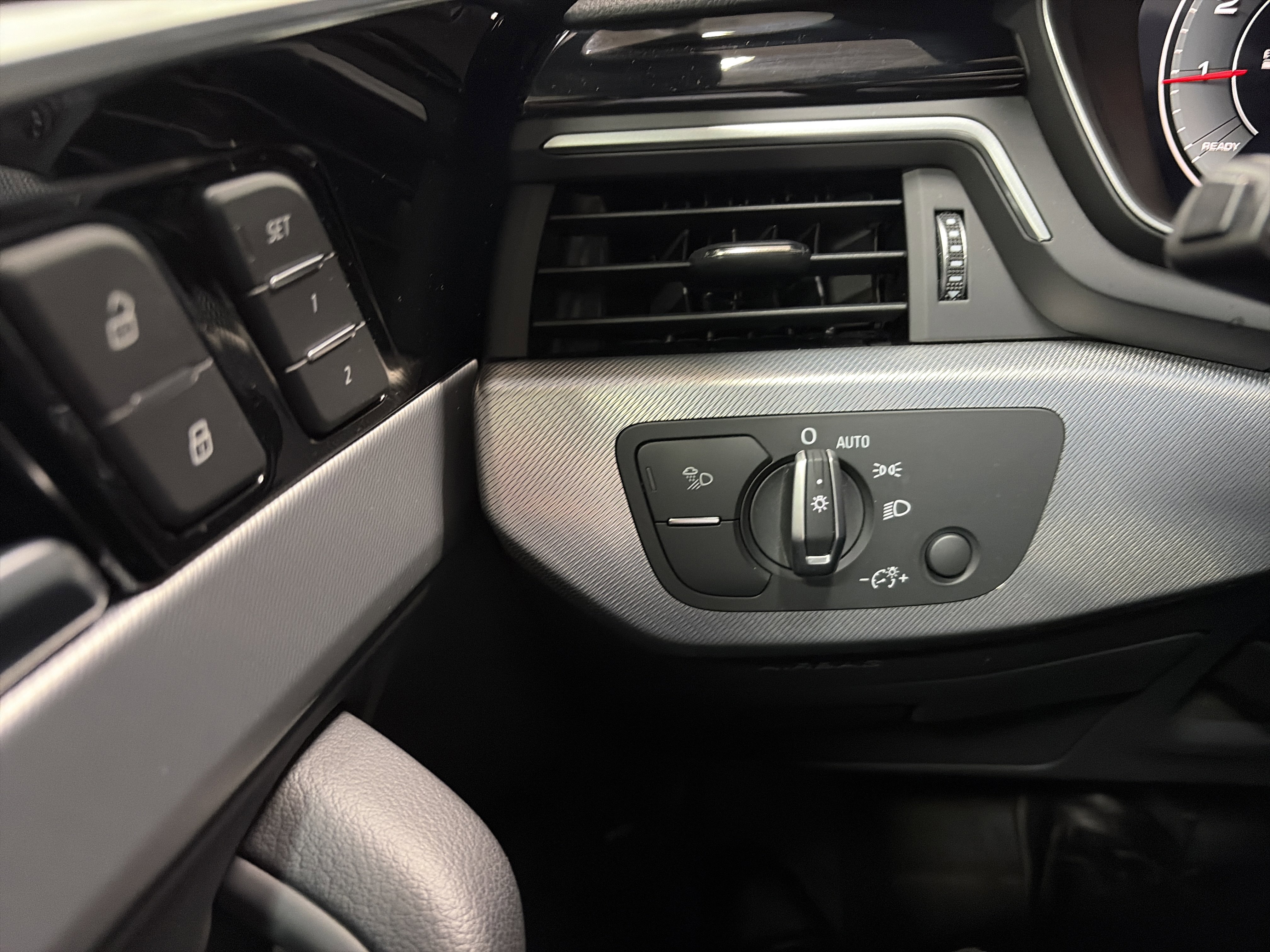 Used 2025 Audi A5 2.0T Premium Plus image 19